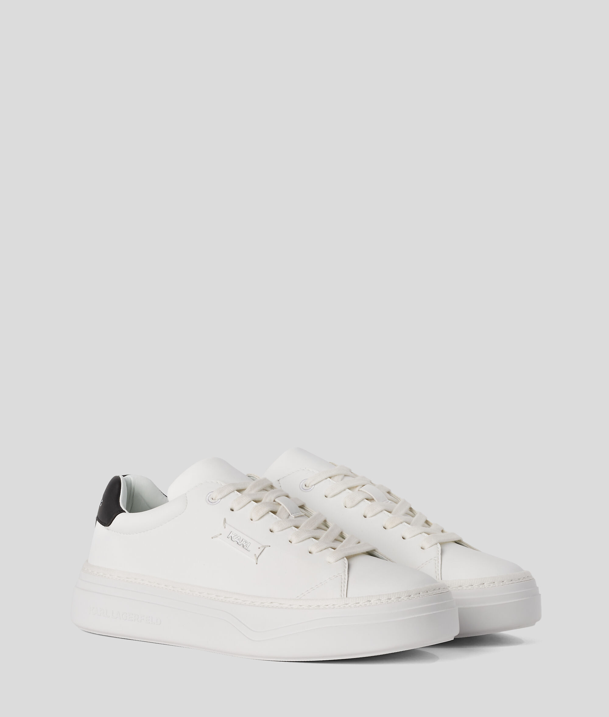 (image for) Refreshing KONVERT EMBOSSED LOGO TRAINERS